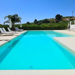 villa-landolina.sicilyhotelsitaly.net/